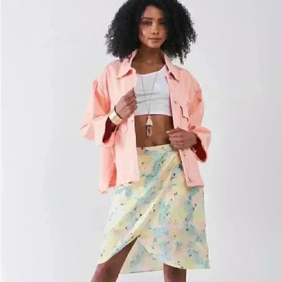 STARBURST DISTRESSED DENIM JACKET - Picture 4 of 6